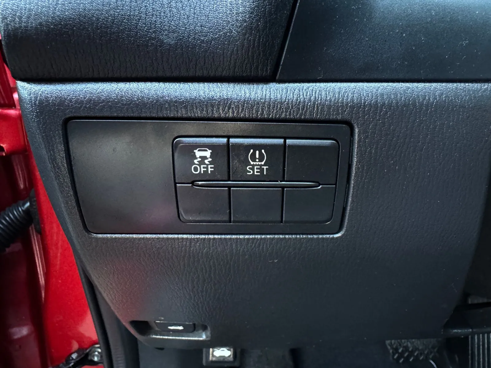 Mazda Mazda3 photo 11