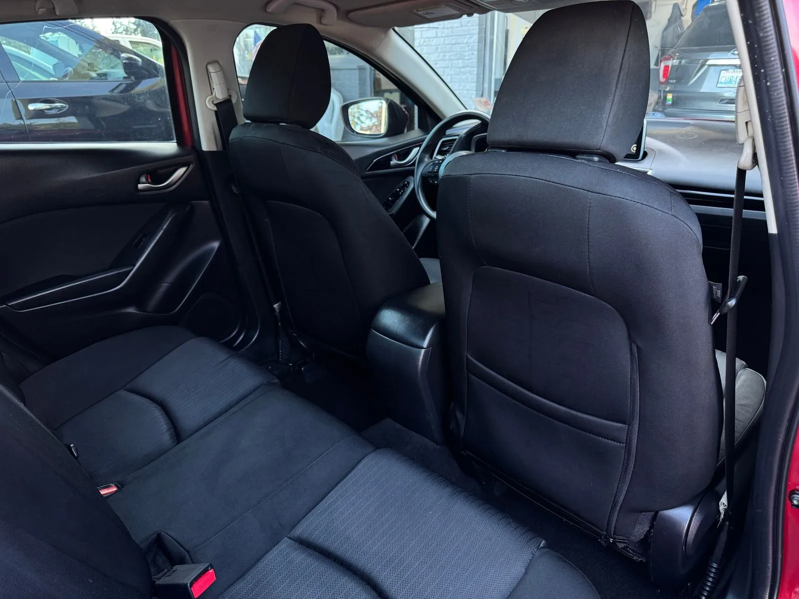 Mazda Mazda3 photo 17