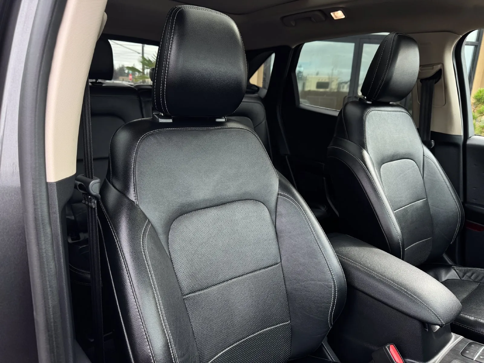 Ford Escape photo 22