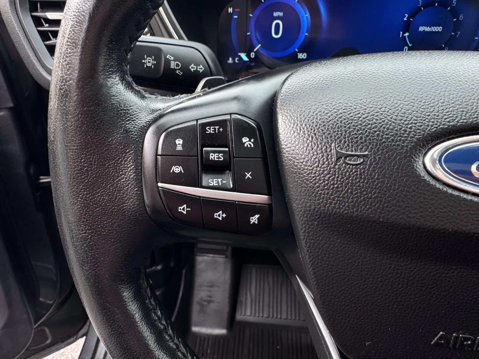 Ford Escape photo 31