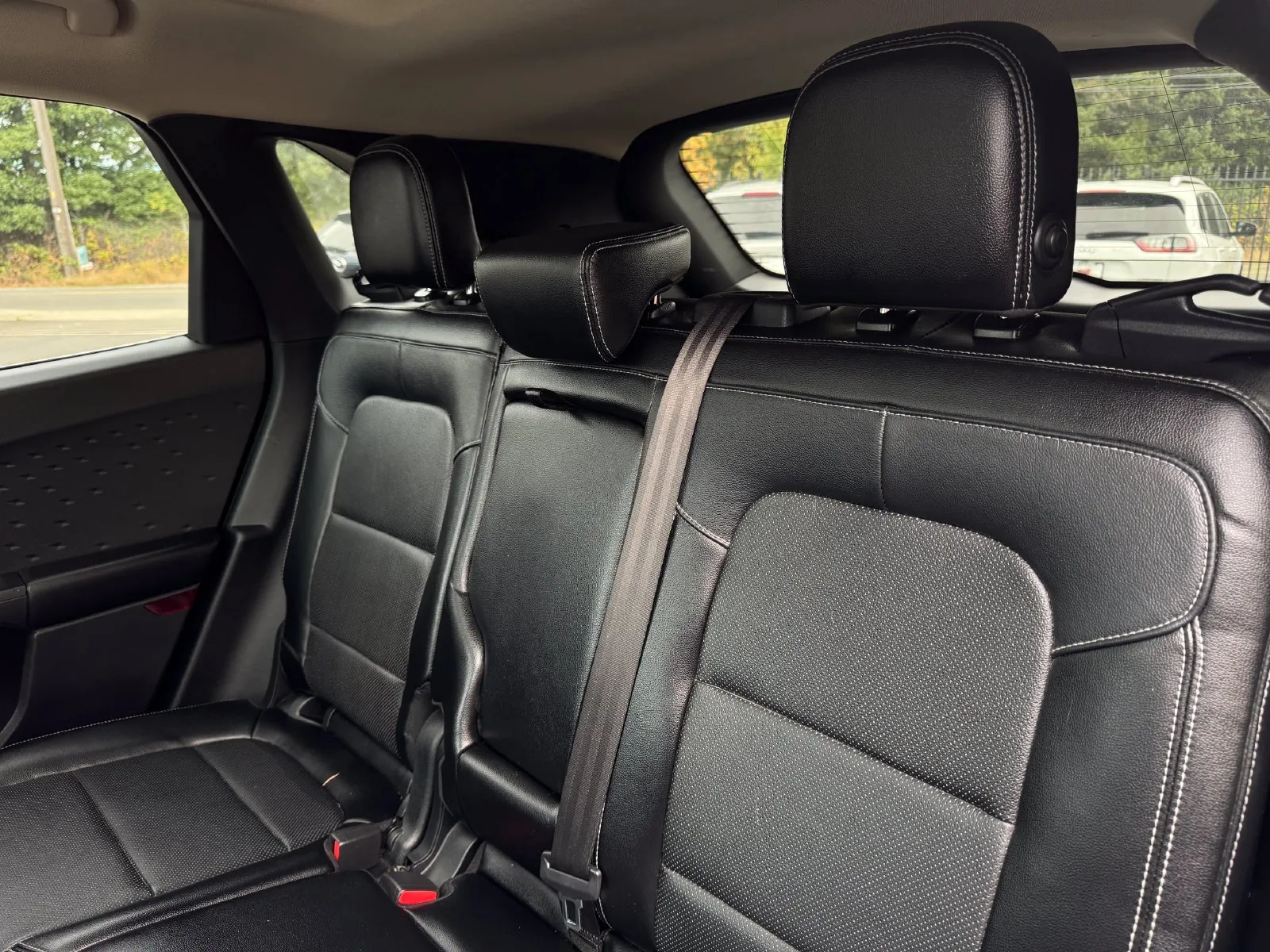 Ford Escape photo 17
