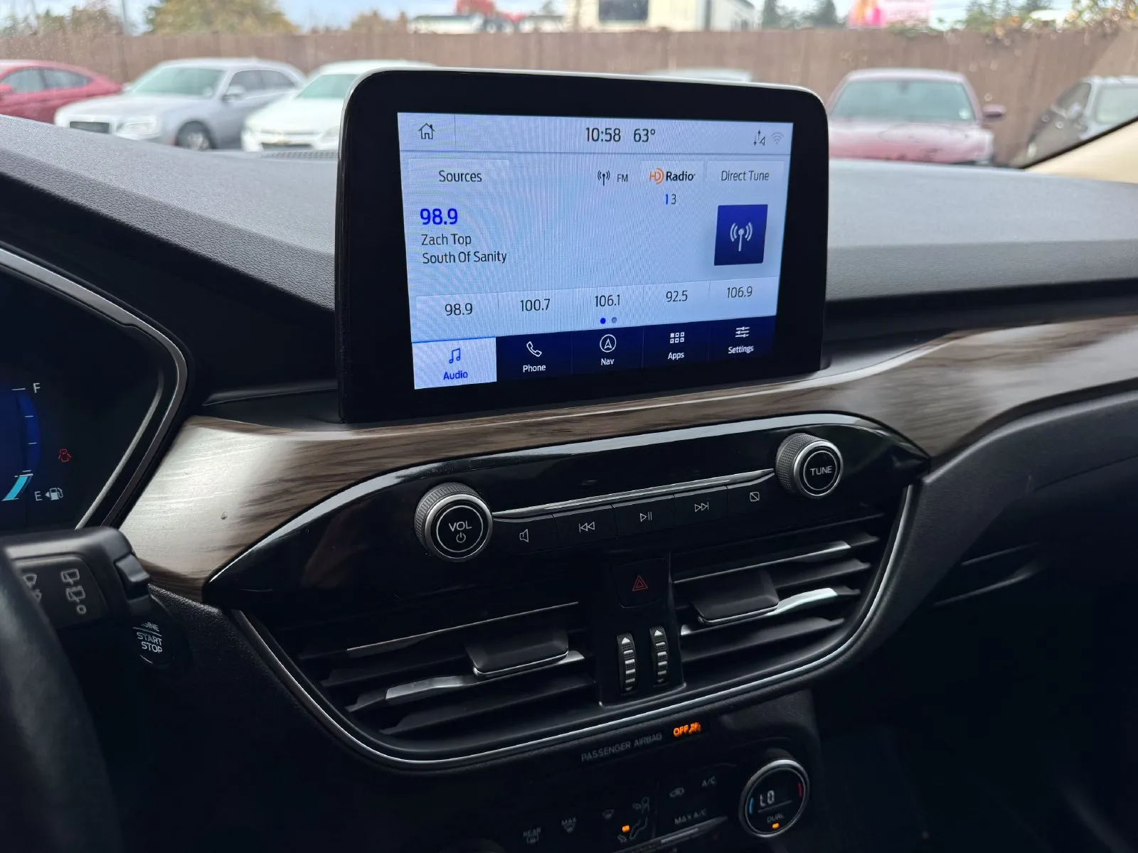 Ford Escape photo 23