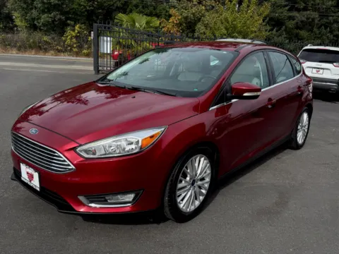 Another view of 2016 Ford Focus Titanium for sale in Lakewood, WA at 9999 Auto Center