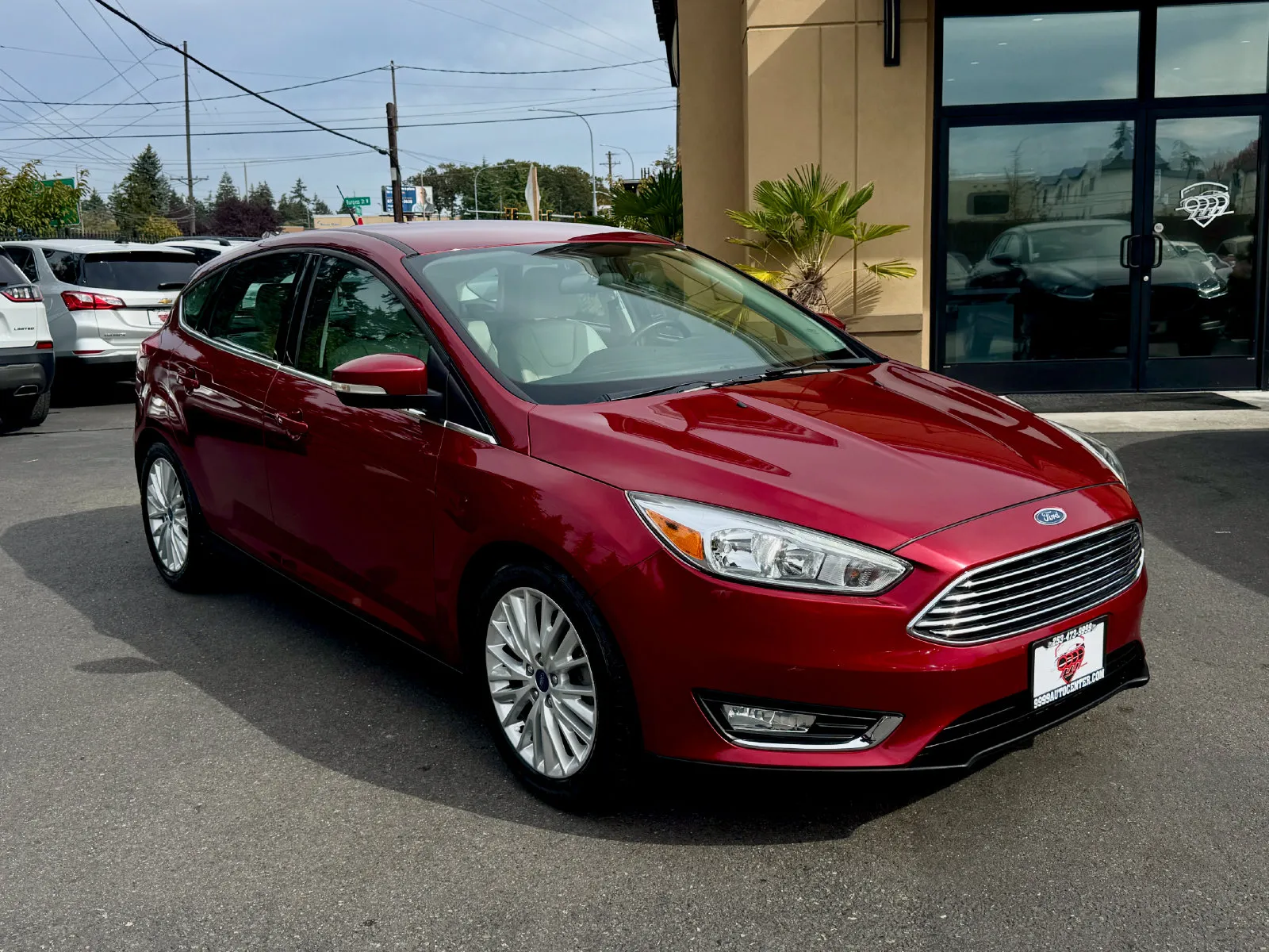 Red 2016 Ford Focus Titanium for sale in Lakewood, WA