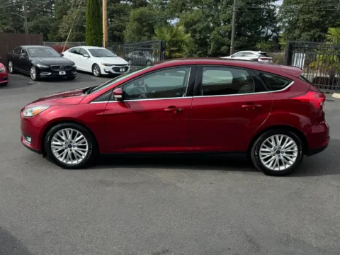 More photos of 2016 Ford Focus Titanium at 9999 Auto Center, WA