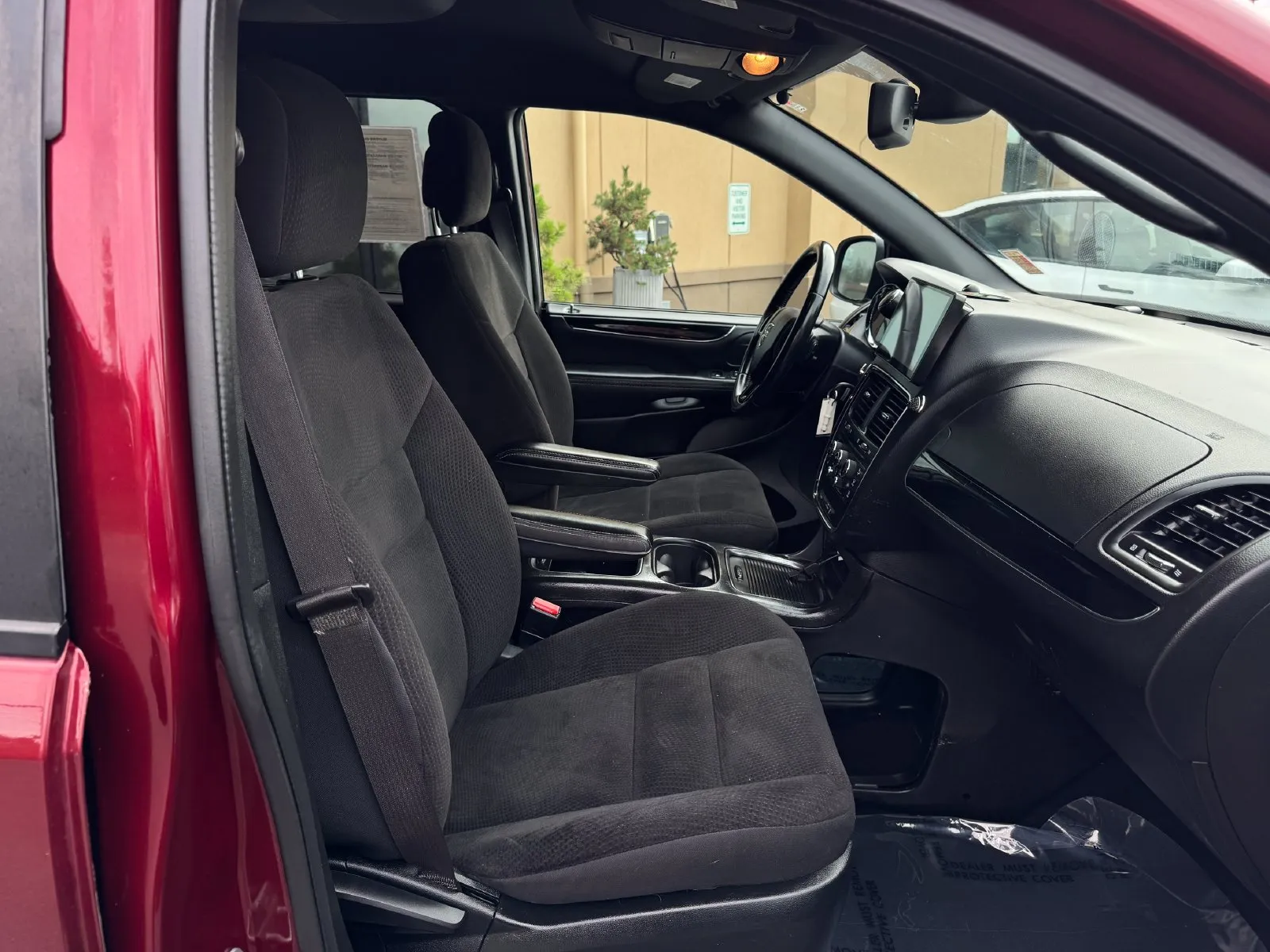 Dodge Grand Caravan photo 25