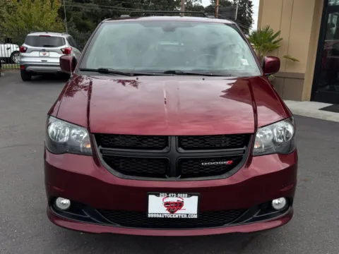 Photos of 2018 Dodge Grand Caravan SE Plus for sale in Lakewood, WA at 9999 Auto Center