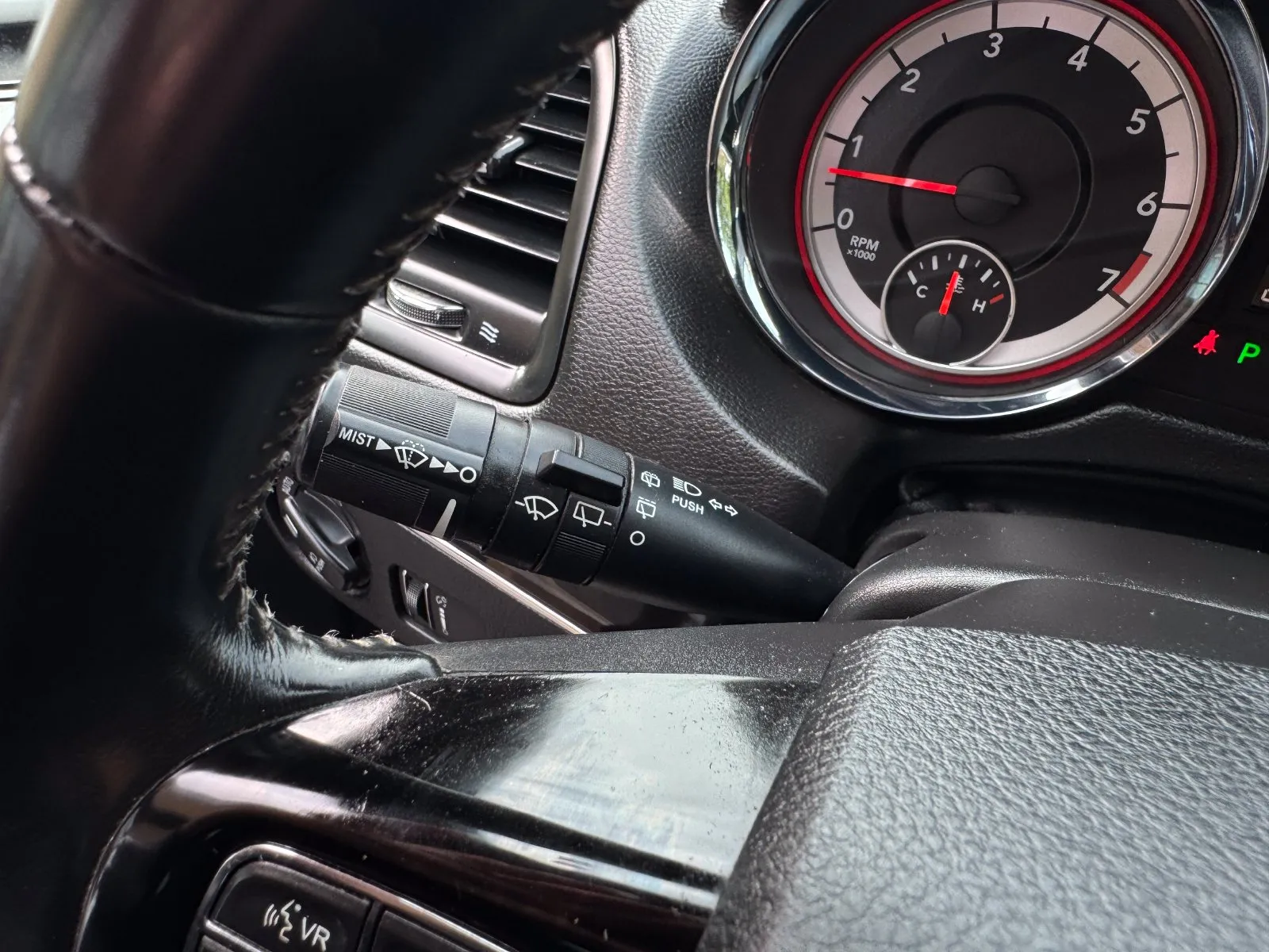 Dodge Grand Caravan photo 36
