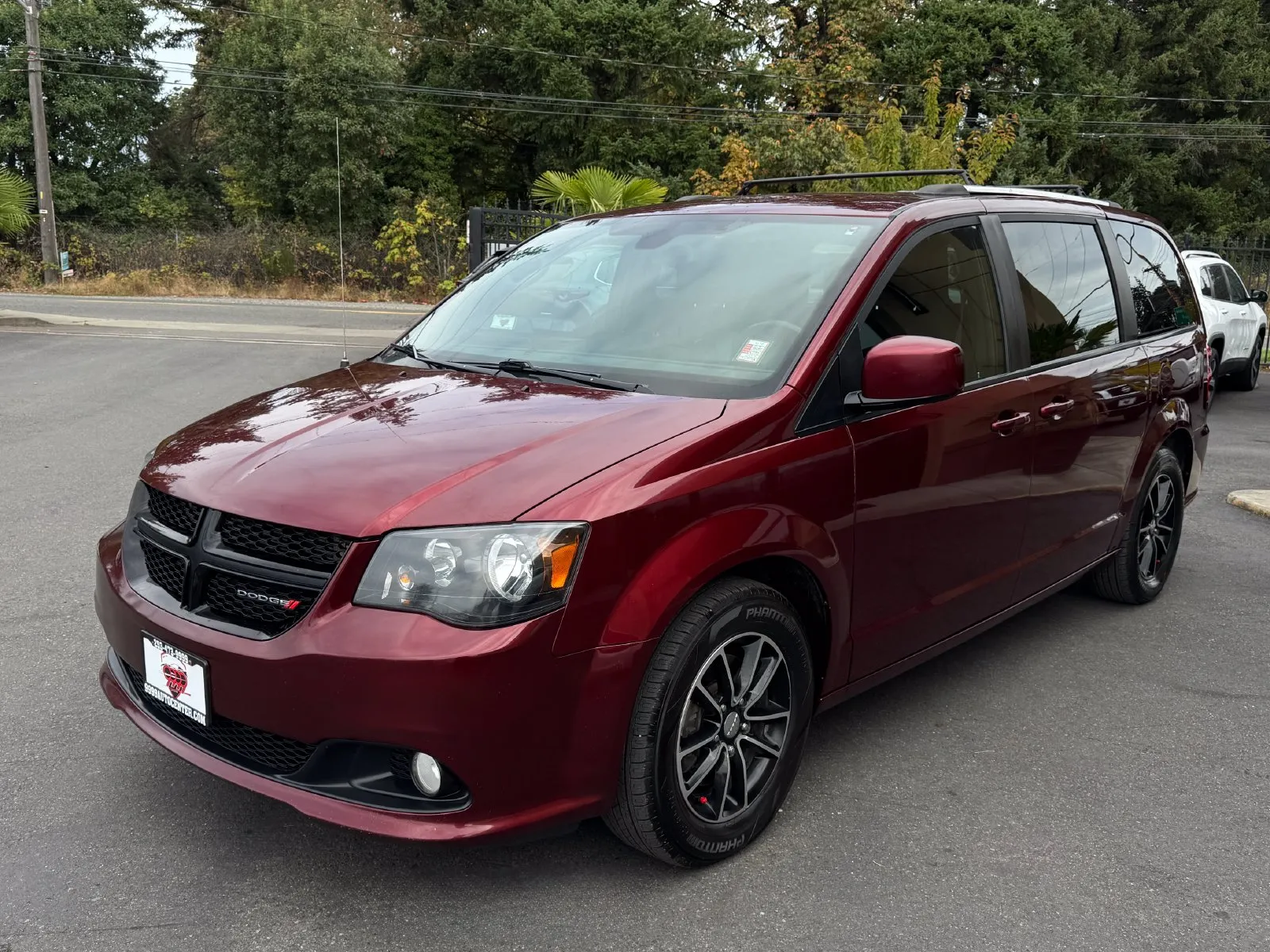 Dodge Grand Caravan photo 3