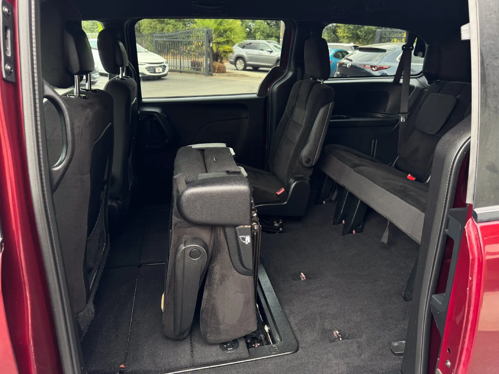 Dodge Grand Caravan photo 17