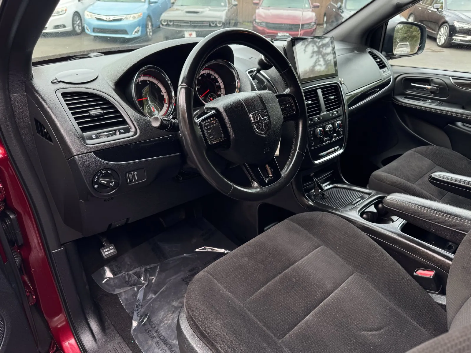 Dodge Grand Caravan photo 10