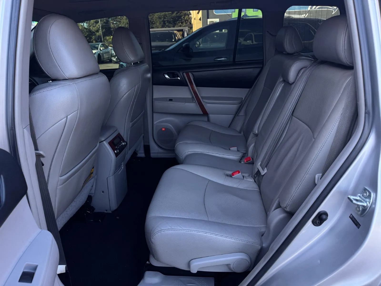 Toyota Highlander photo 13
