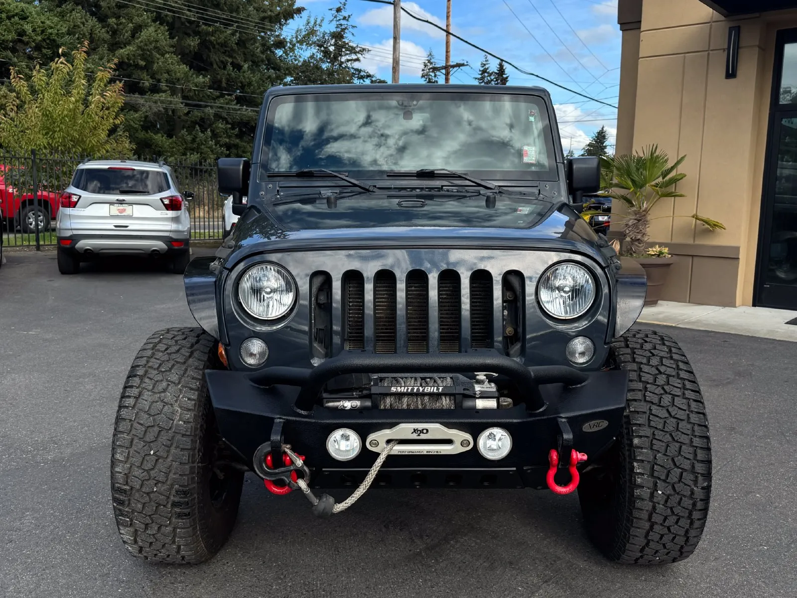 Jeep Wrangler photo 2