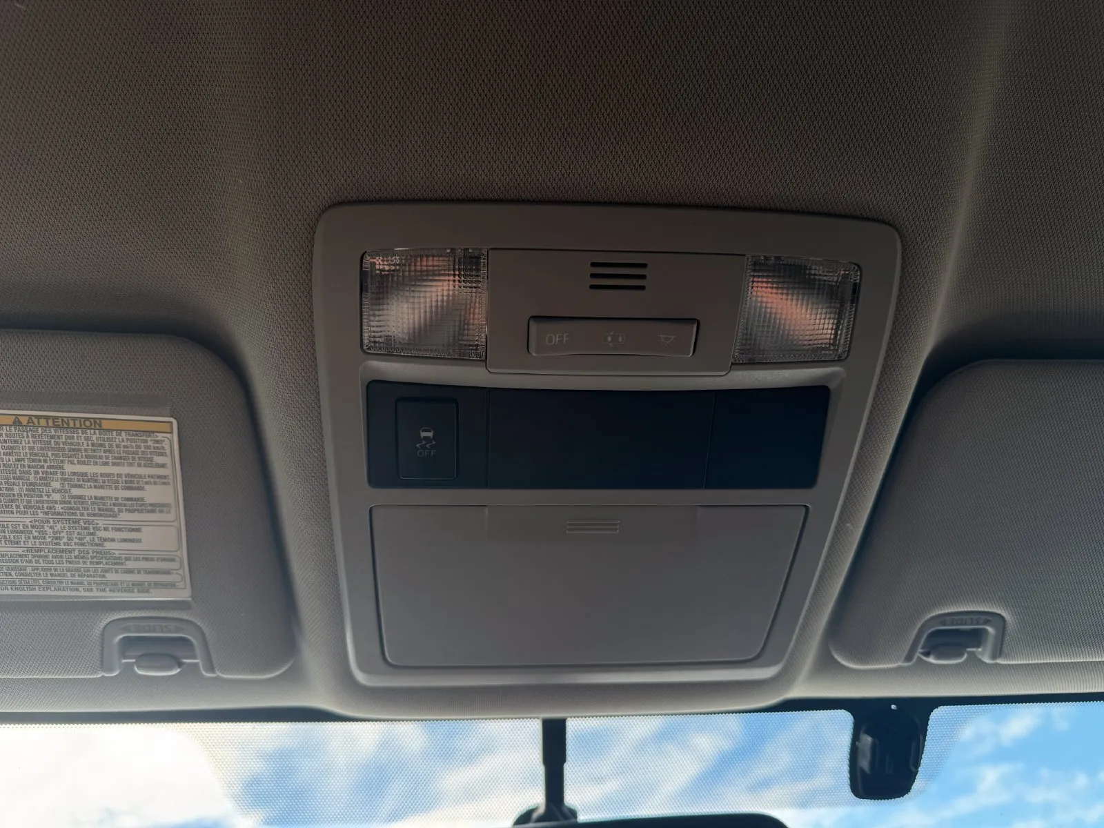 Toyota Tacoma photo 27