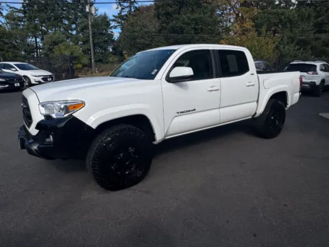 Another view of 2016 Toyota Tacoma SR5 for sale in Lakewood, WA at 9999 Auto Center
