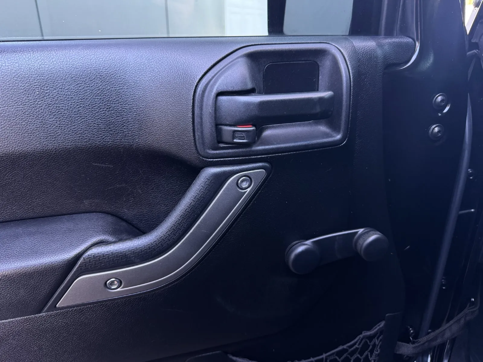 Jeep Wrangler photo 11