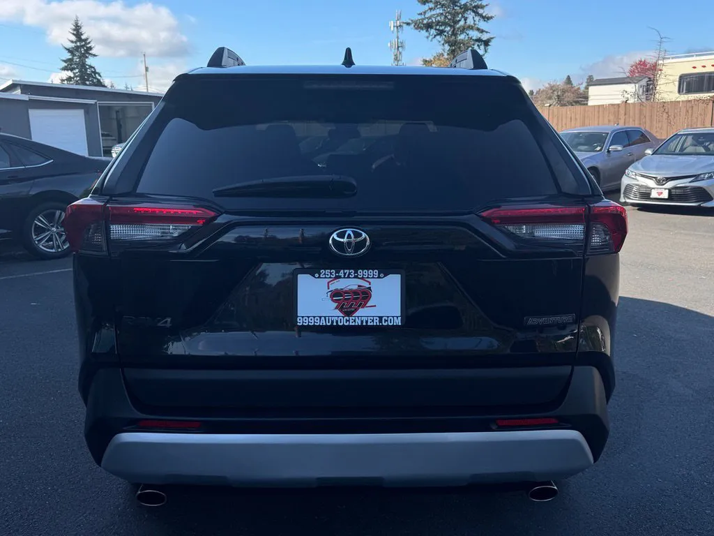 Toyota RAV4 photo 6