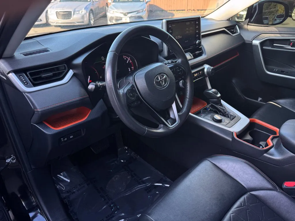 Toyota RAV4 photo 10