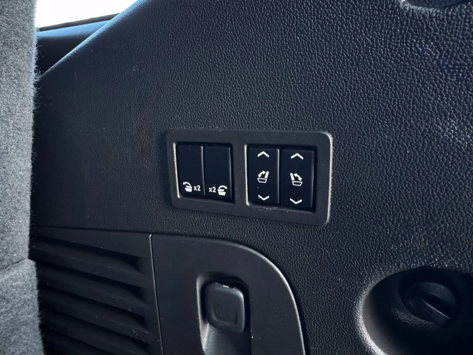 GMC Yukon photo 19