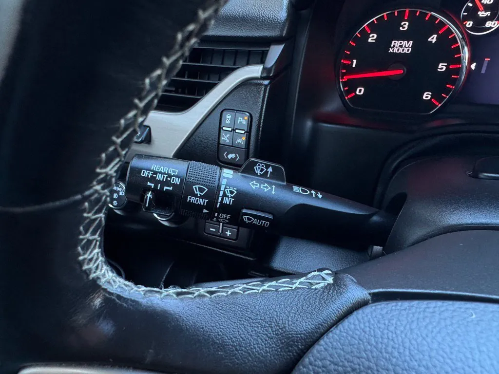 GMC Yukon photo 39