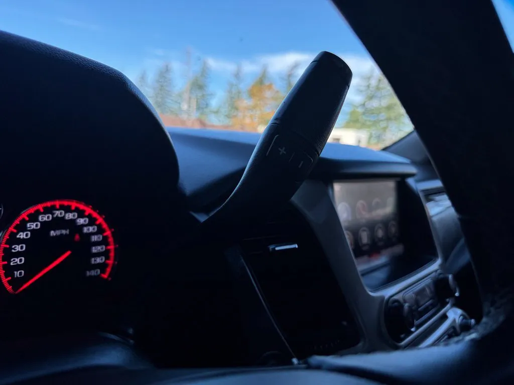 GMC Yukon photo 38