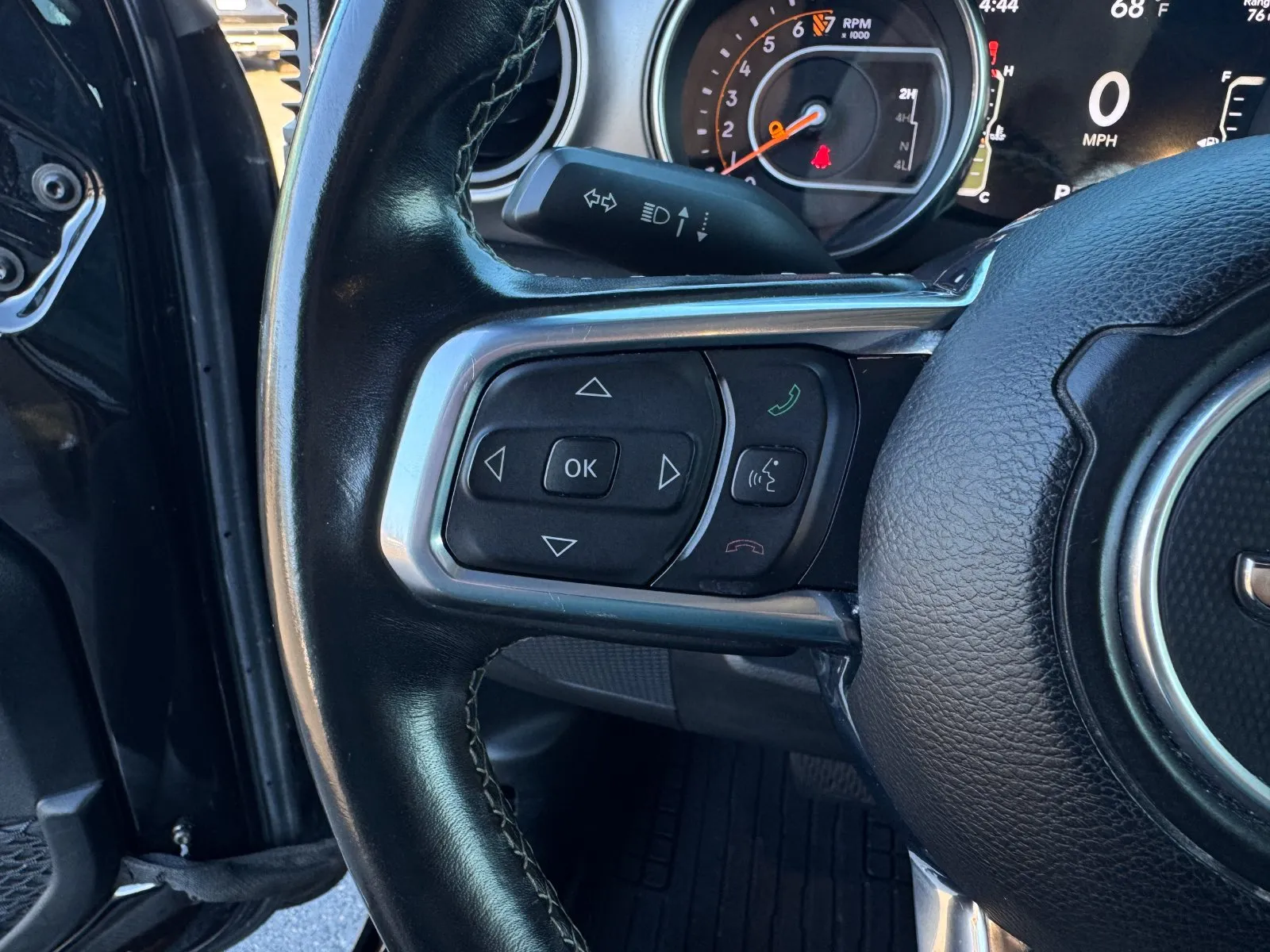 Jeep Gladiator photo 31