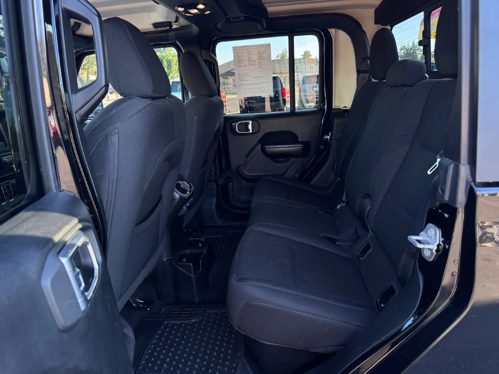 Jeep Gladiator photo 14
