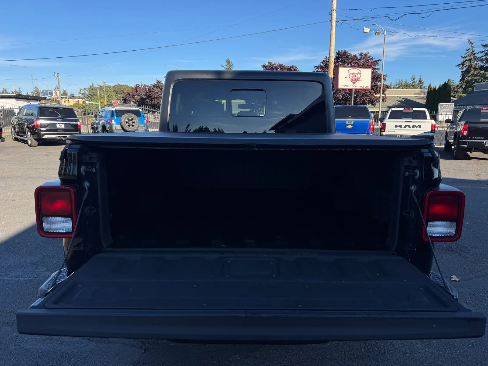 Jeep Gladiator photo 17