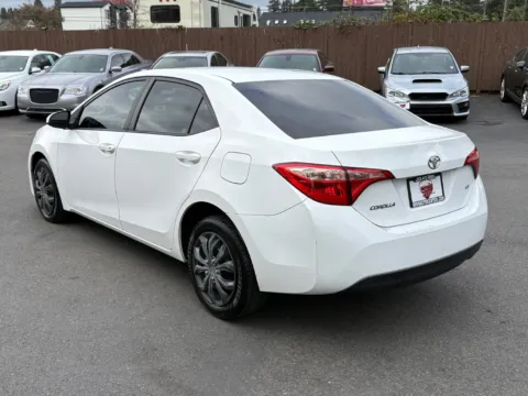 More photos of 2017 Toyota Corolla LE at 9999 Auto Center, WA