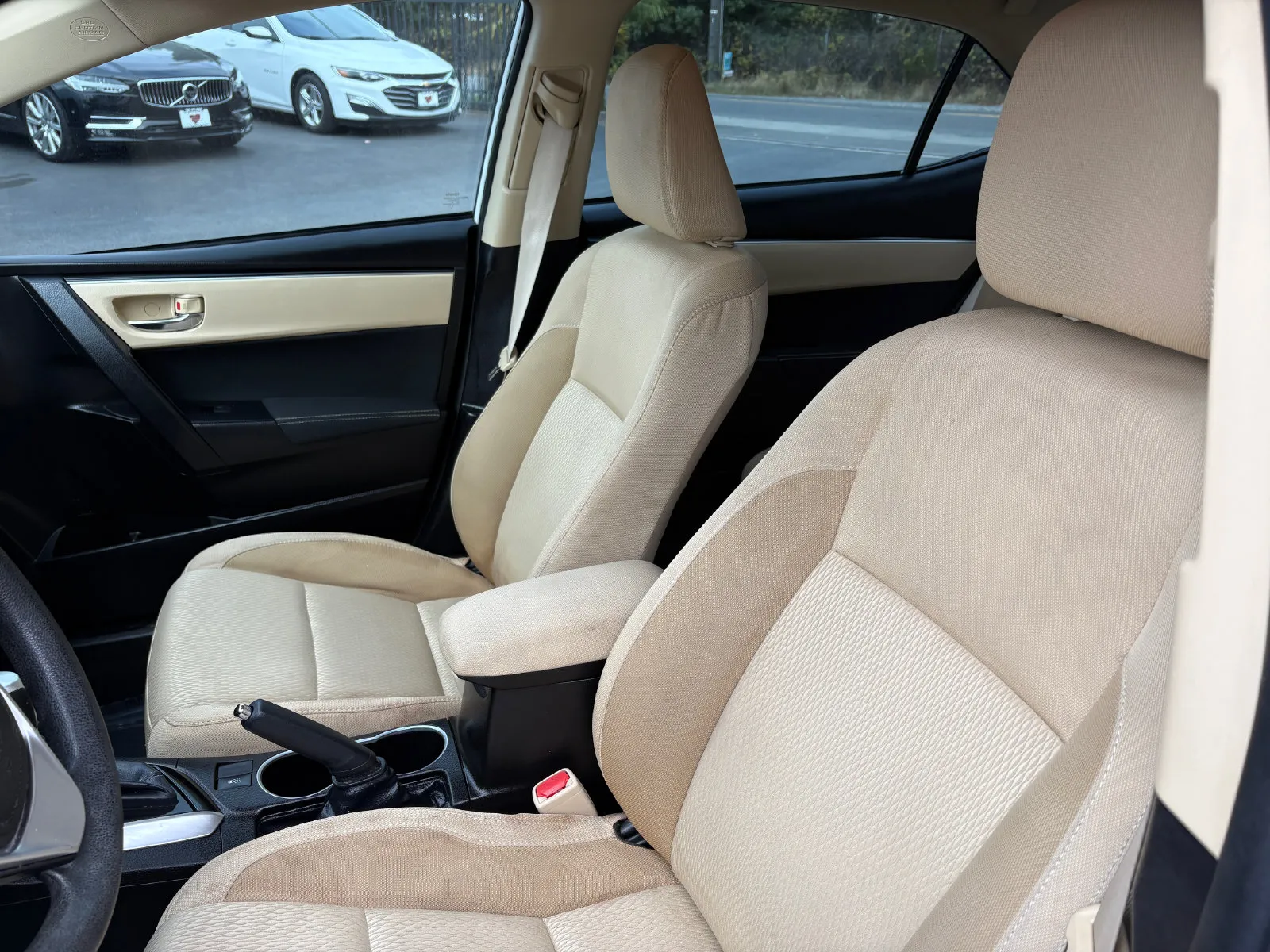 Toyota Corolla photo 12