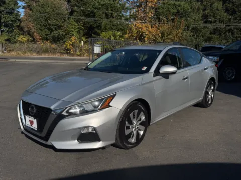 Another view of 2019 Nissan Altima 2.5 S for sale in Lakewood, WA at 9999 Auto Center