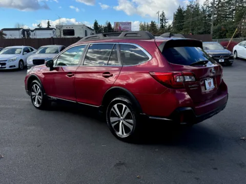 More photos of 2019 Subaru Outback 2.5i at 9999 Auto Center, WA