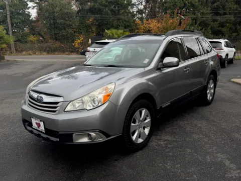 Another view of 2010 Subaru Outback 2.5i Premium for sale in Lakewood, WA at 9999 Auto Center