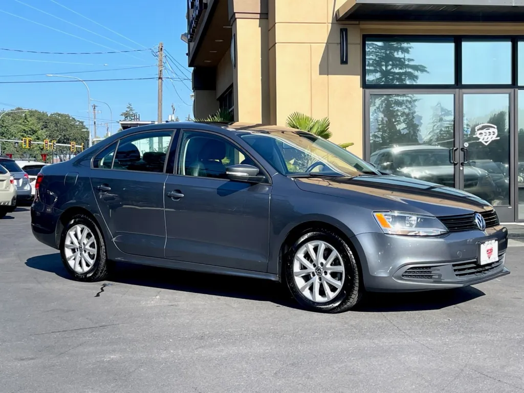 2012 Volkswagen Jetta 2.5L SE for sale in Lakewood, WA