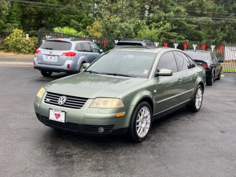 More photos of 2003 Volkswagen Passat W8 at 9999 Auto Center, WA