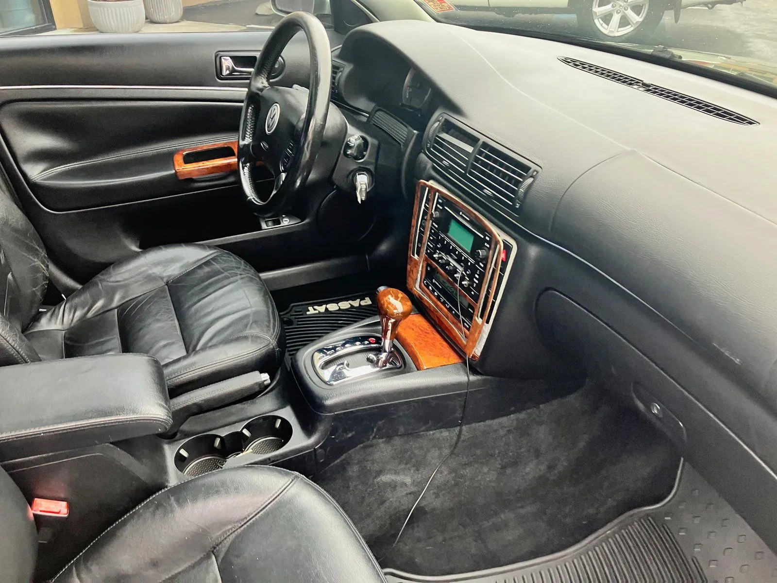 Volkswagen Passat photo 18