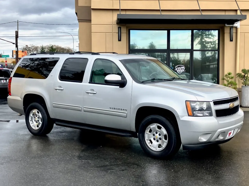 2010 Chevrolet Suburban 1500 LT for sale in Lakewood, WA