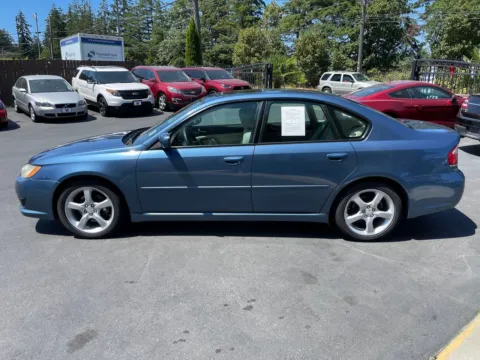 More photos of 2009 Subaru Legacy 2.5i at 9999 Auto Center, WA