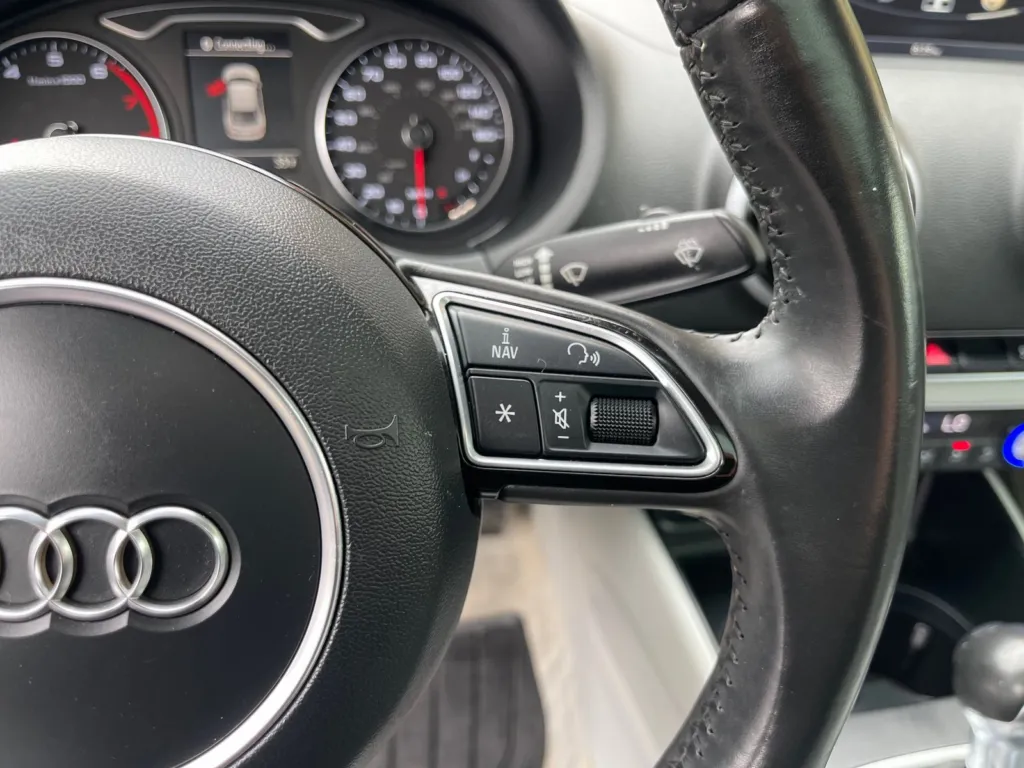 2016 Audi A3 2.0T Premium Plus photo 26