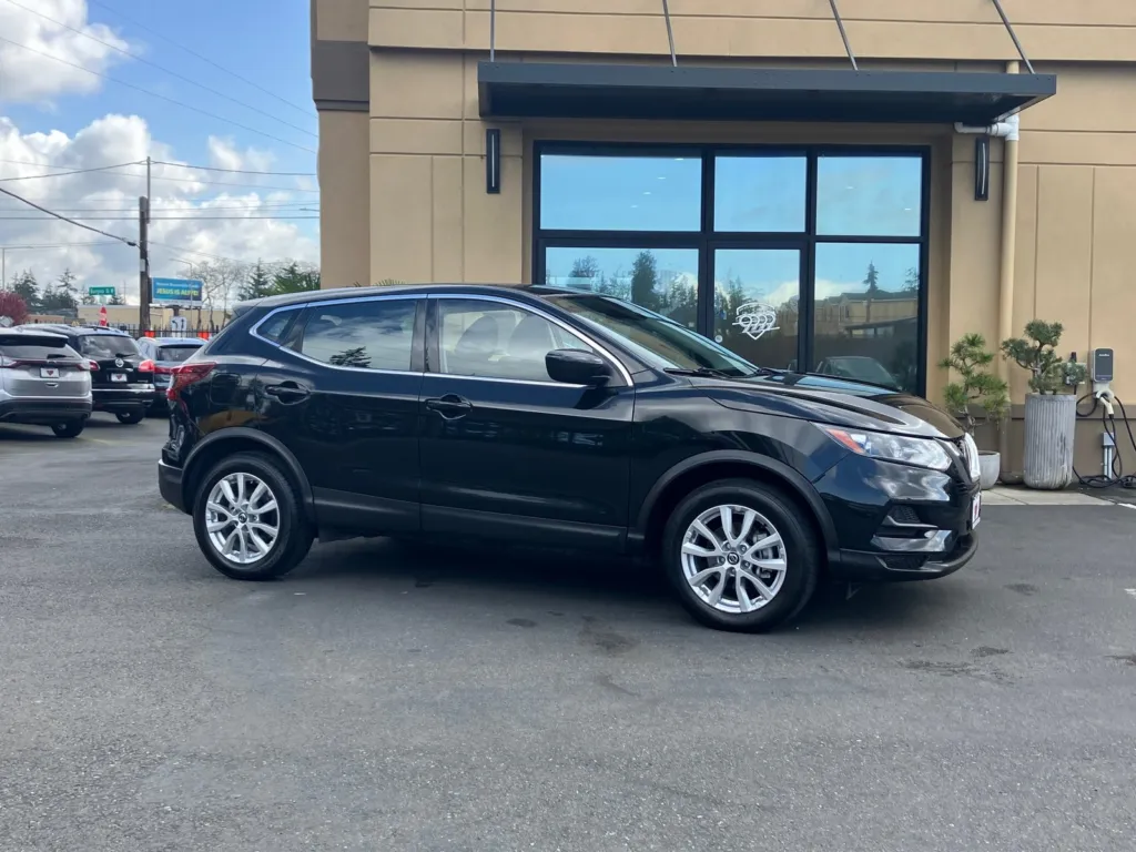 2022 Nissan Rogue Sport S for sale in Lakewood, WA