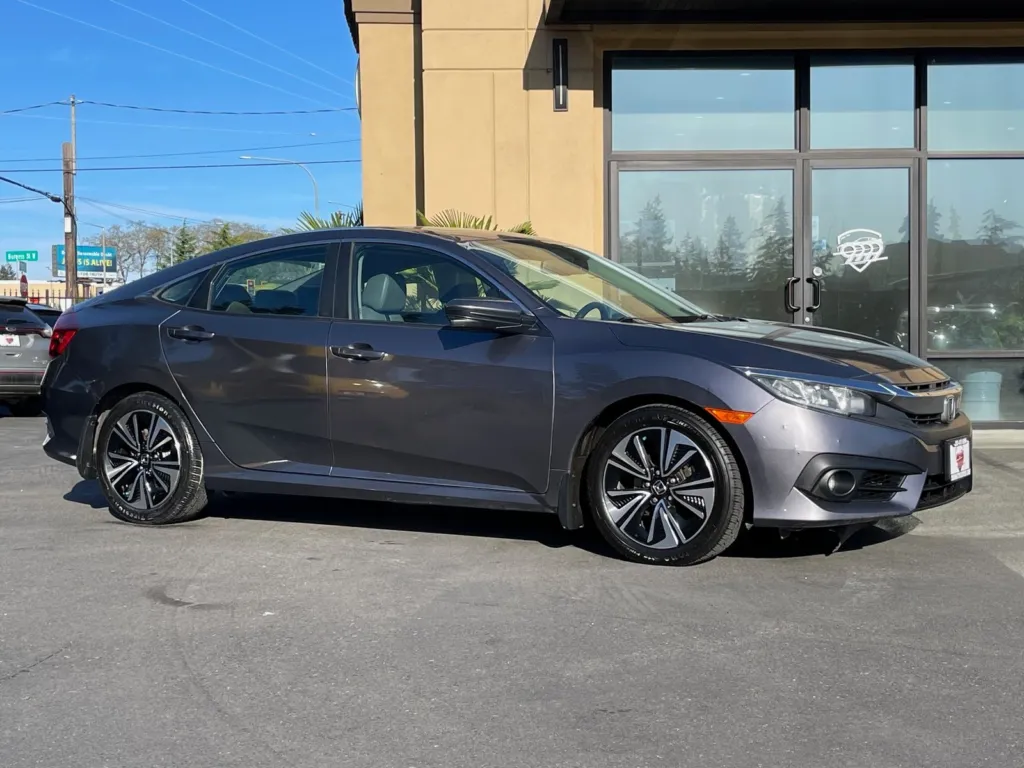 Used 2016 Honda Civic EX-L for sale in Lakewood, WA at 9999 Auto