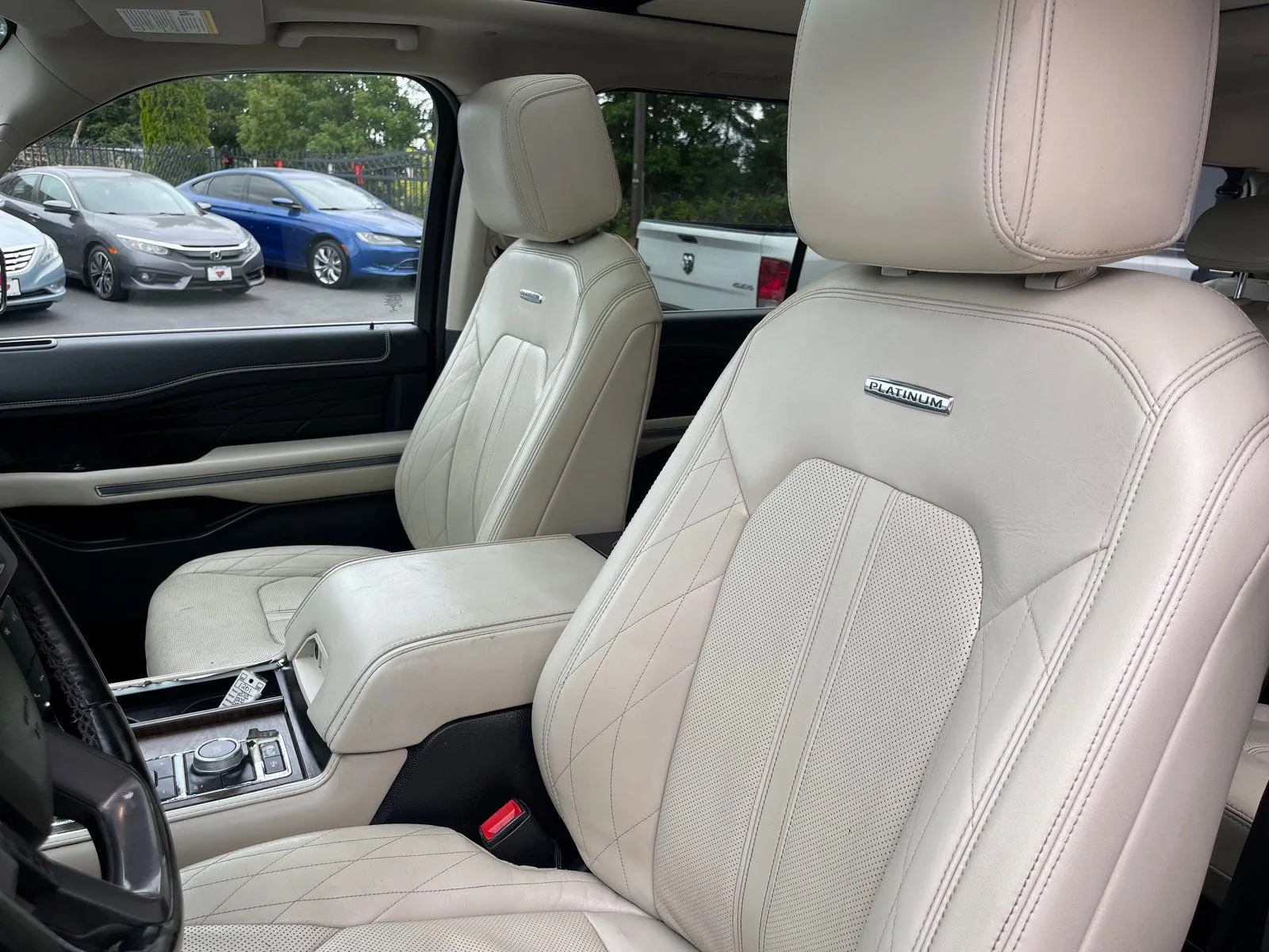 2018 Ford Expedition Platinum - Photo 10