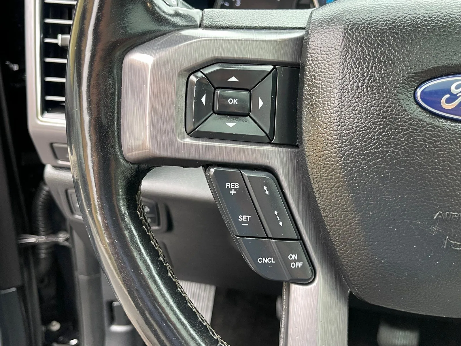 2018 Ford Expedition Platinum - Photo 30