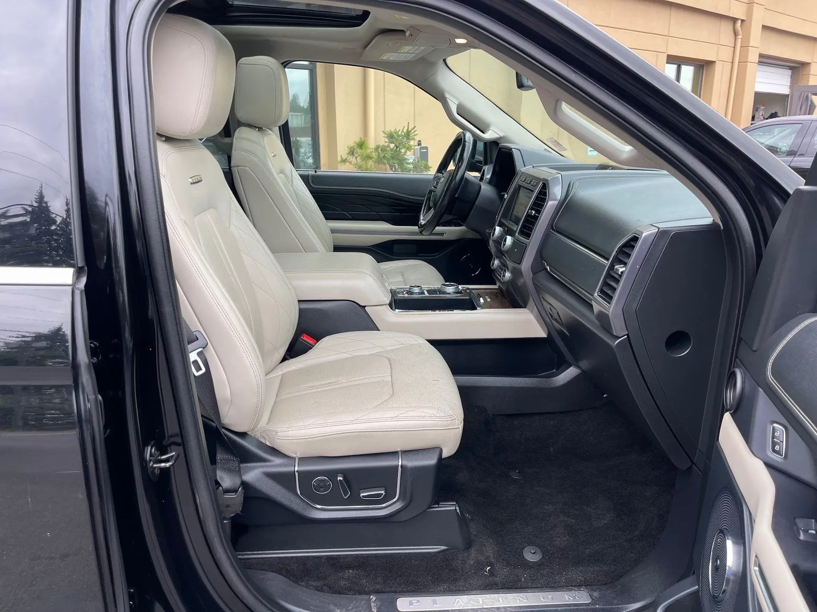 2018 Ford Expedition Platinum - Photo 23