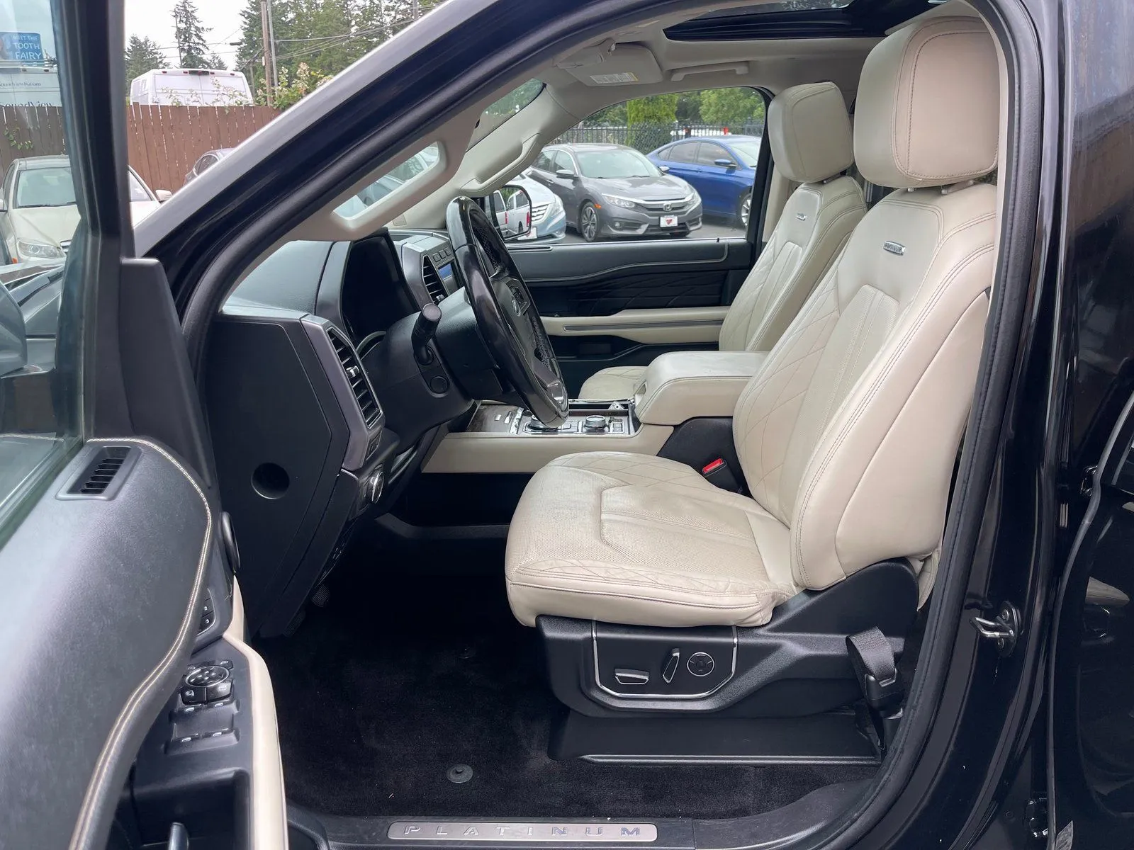 2018 Ford Expedition Platinum - Photo 9