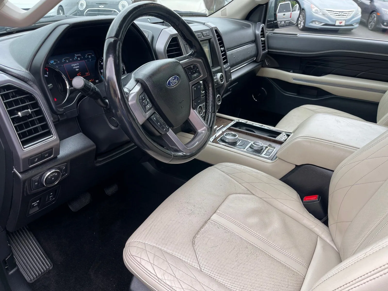 2018 Ford Expedition Platinum - Photo 11