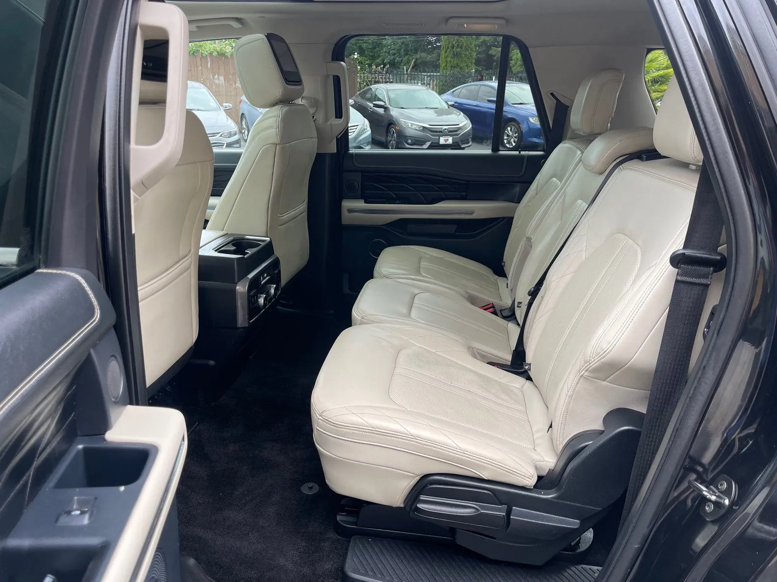 2018 Ford Expedition Platinum - Photo 13