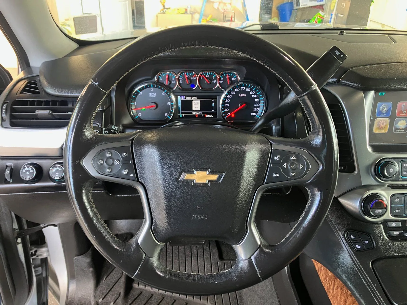Chevrolet Tahoe photo 24