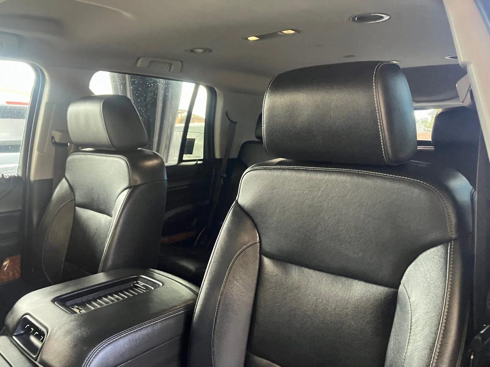 Chevrolet Tahoe photo 12