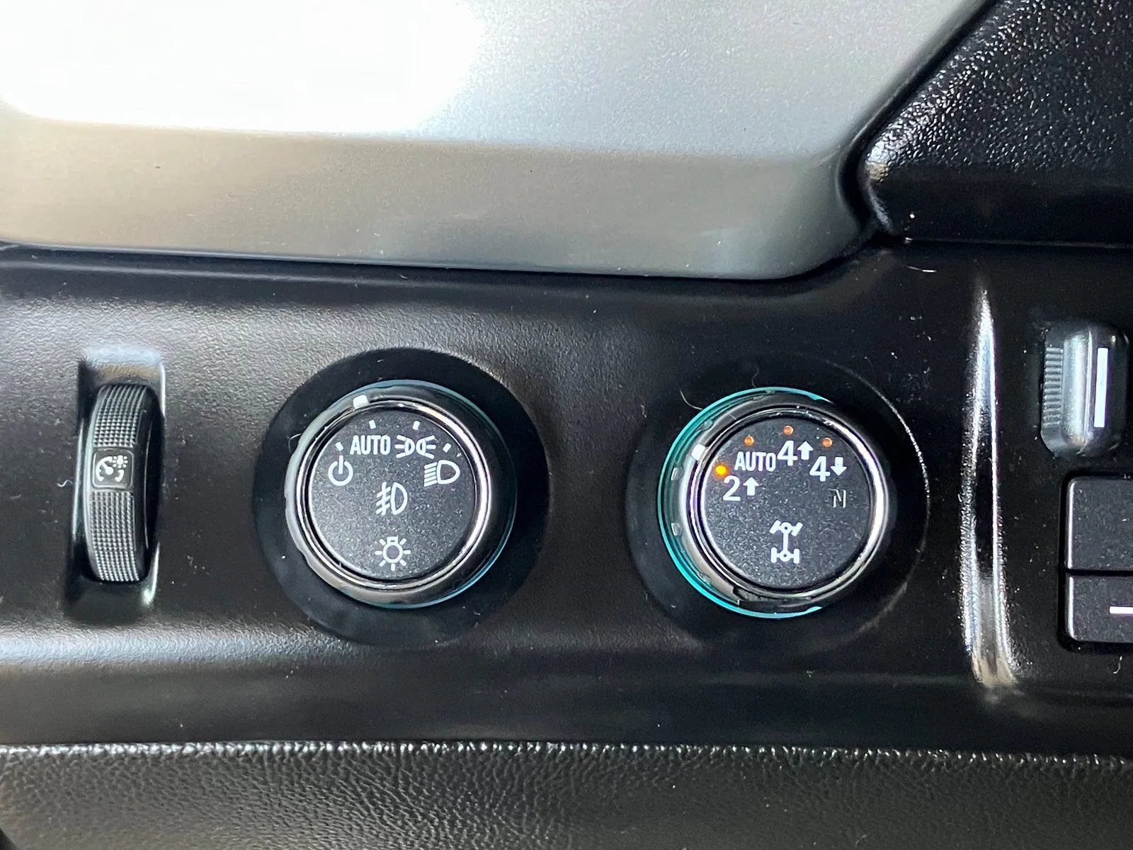Chevrolet Tahoe photo 33